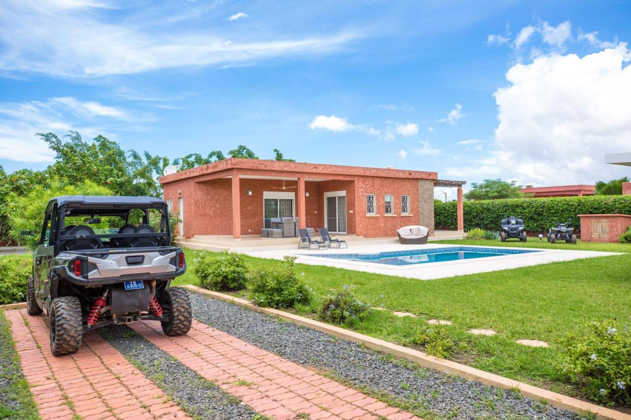 Maison K.E.N.Z.A M'Bour Bagian luar foto