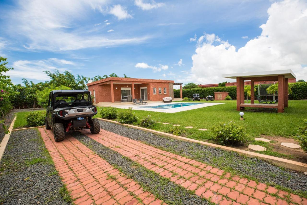 Maison K.E.N.Z.A M'Bour Bagian luar foto
