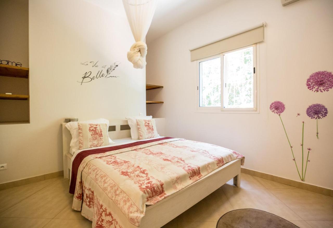 Maison K.E.N.Z.A M'Bour Bagian luar foto