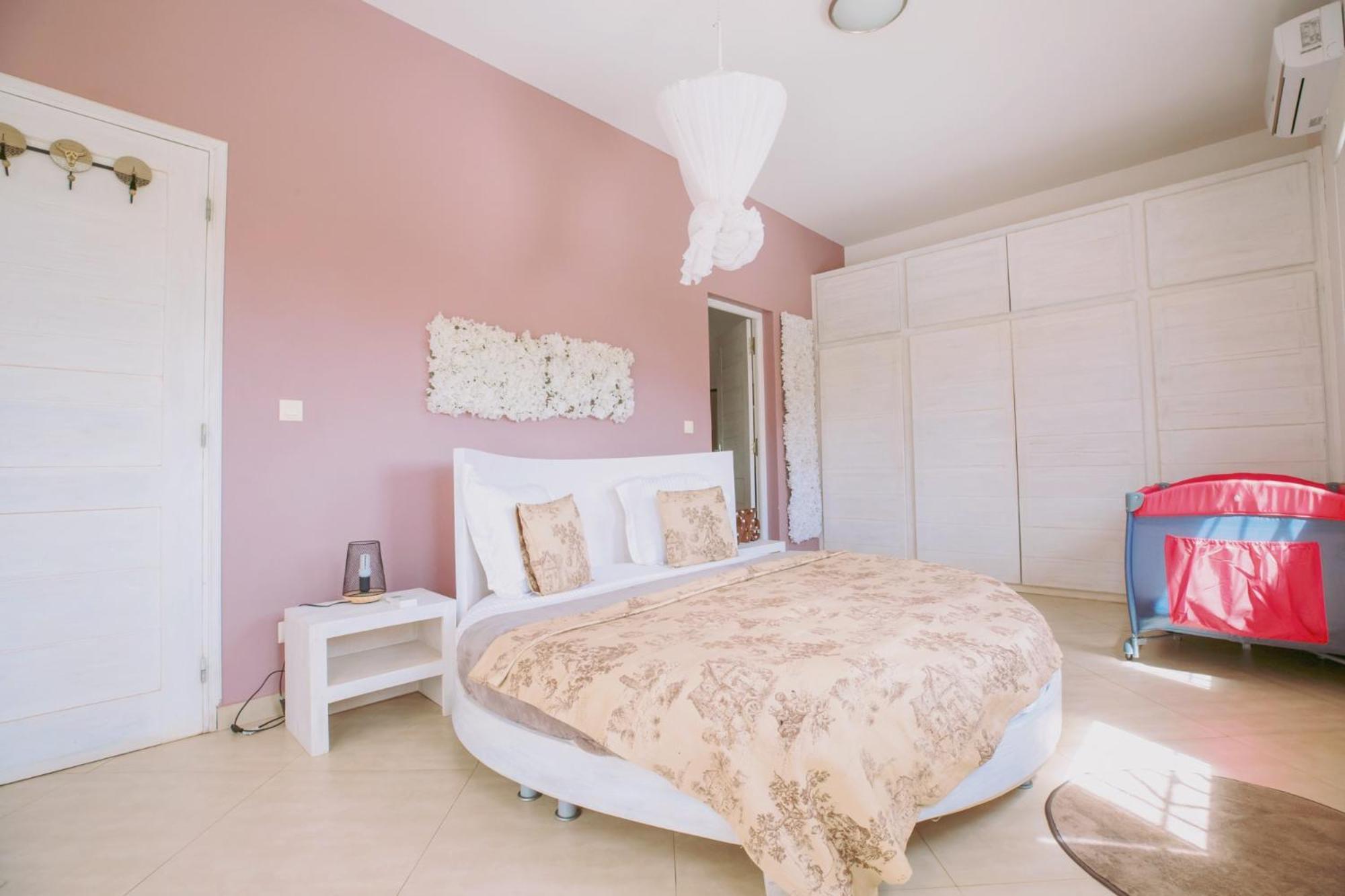 Maison K.E.N.Z.A M'Bour Bagian luar foto