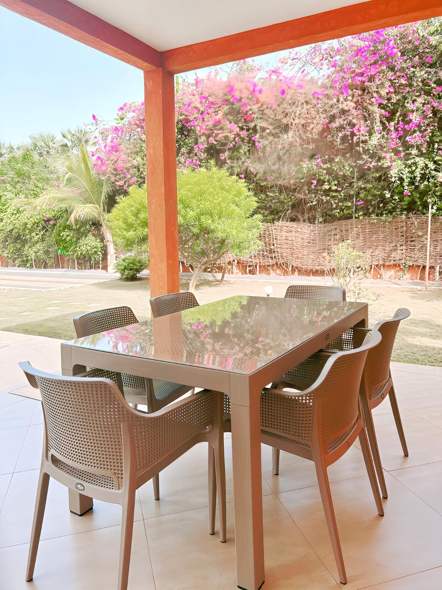 Maison K.E.N.Z.A M'Bour Bagian luar foto
